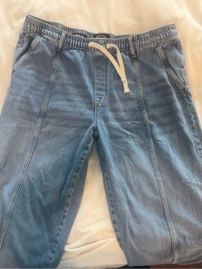 Scoop Barrel Leg Pull-On Denim Jeans Light Wash XL 16-18